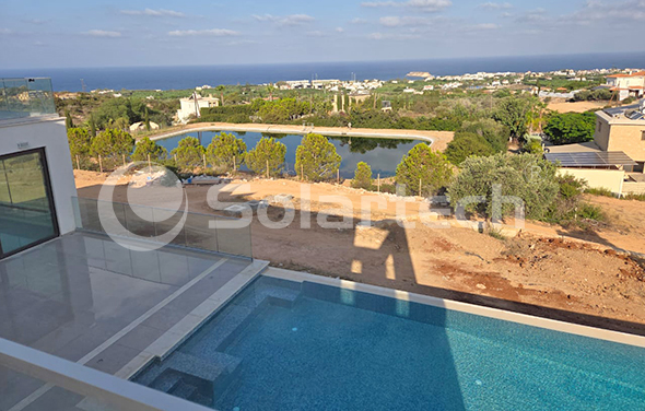 零碳泳池：3044永利光伏扬水系统助力塞浦路斯高端别墅节能实践